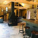 : Le Moulin Du Sagard 木屋 *