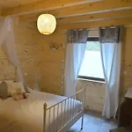 : Le Moulin Du Sagard 木屋 *