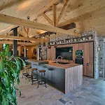 : Le Moulin Du Sagard