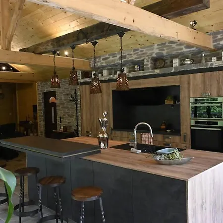: Le Moulin Du Sagard シャレー *